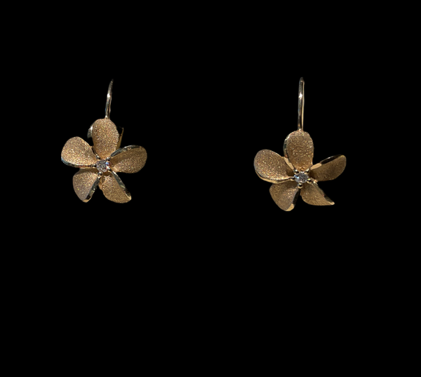 EARRING 14K Y/G 11MM PLUMERIA 2DIA T/W .044CT LEVERBACK  CMC