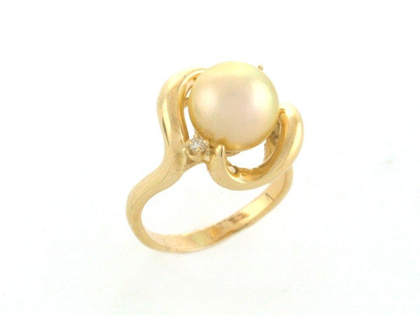 Salt Water Cultured South Sea Pearl Ring 2