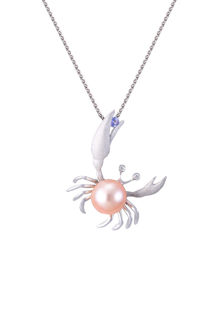 22mm Fresh Water Cultured Pearl Crab Pendant